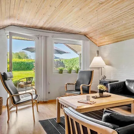 Sj296-hejls-ae-skovbryn-37 Semesterbostad *